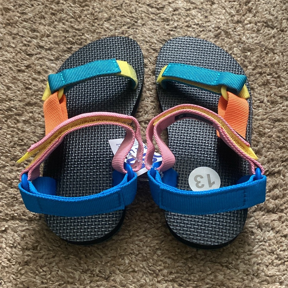 Teva | Kids Multi-Colored Pink Sport Sandals Adjustable Velcro Straps - Picture 2 of 8